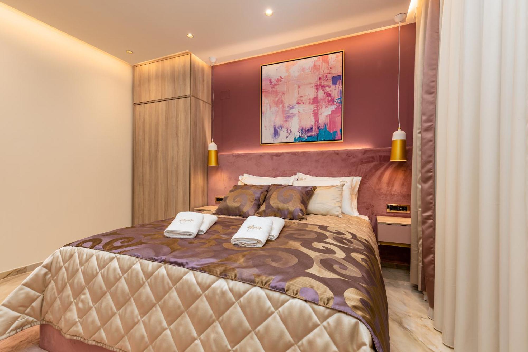 Hotel Vila Hedonija 헤르섹 외부 사진