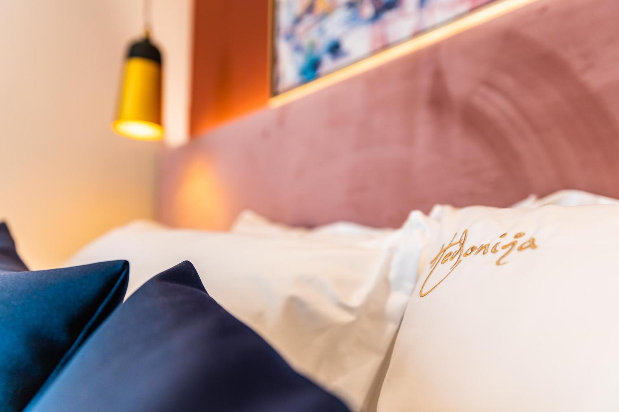 Hotel Vila Hedonija 헤르섹 외부 사진
