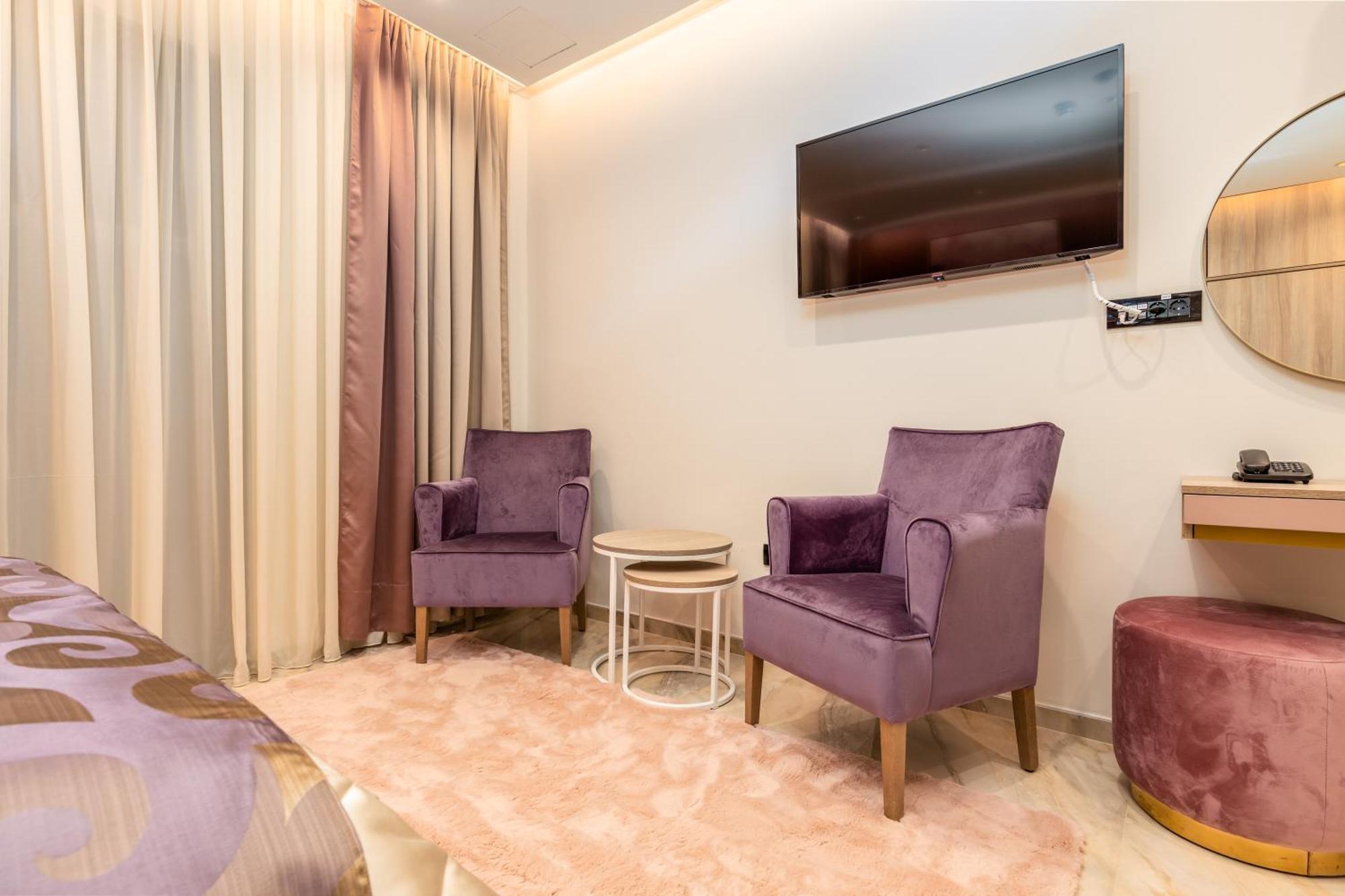 Hotel Vila Hedonija 헤르섹 외부 사진